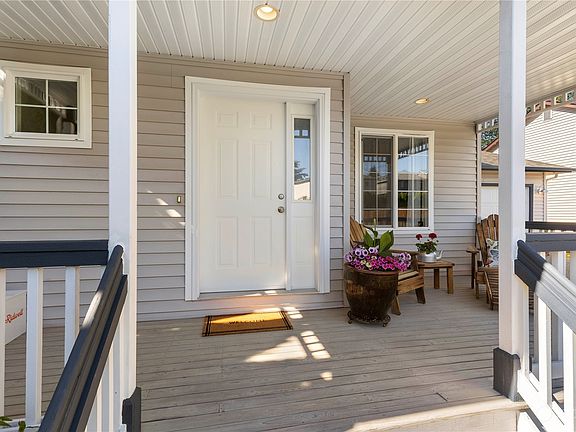 2nd image of 14822 19th Avenue W