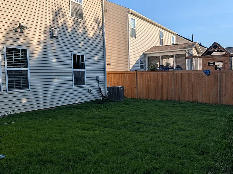 2428 Averon Dr — Photo 4