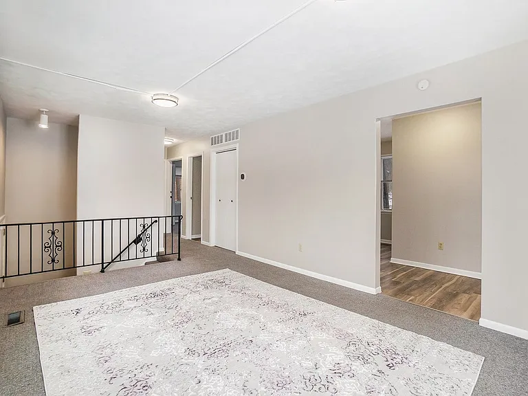 6133 King Hwy — Photo 2