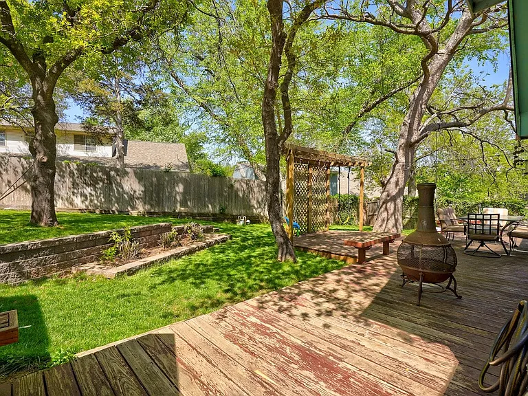 1409 Folkstone Rd — Photo 21