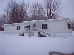 6054 E Lake Rd, Jamestown, PA 16134