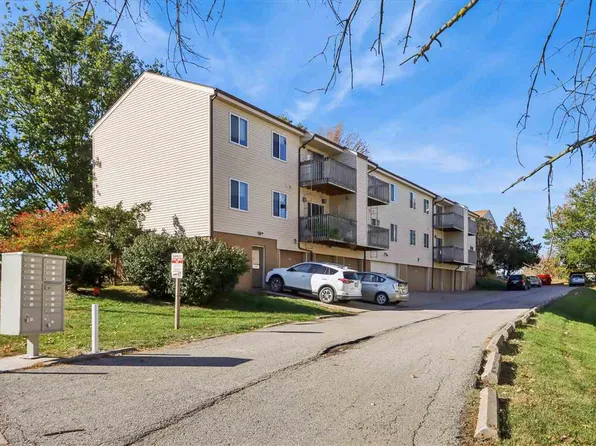 403 Westwinds Dr #461, Iowa City, IA 52246