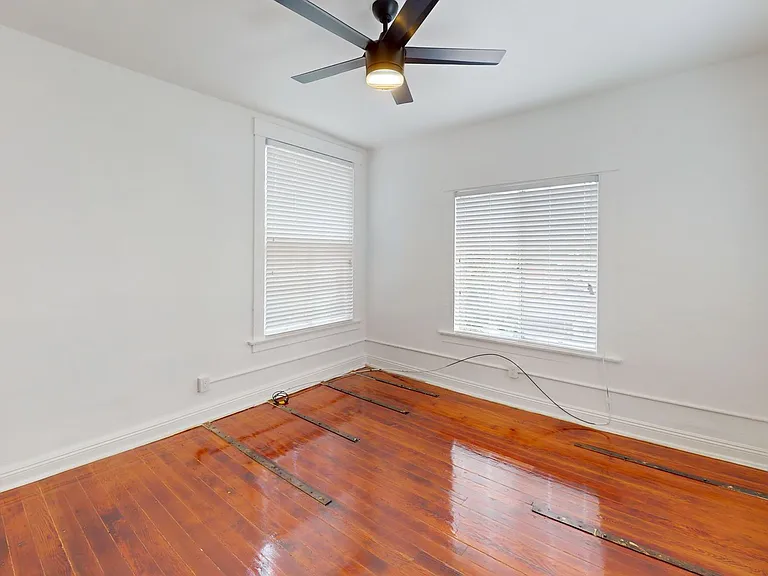 UNI - 1330 Union Apartments — Photo 6