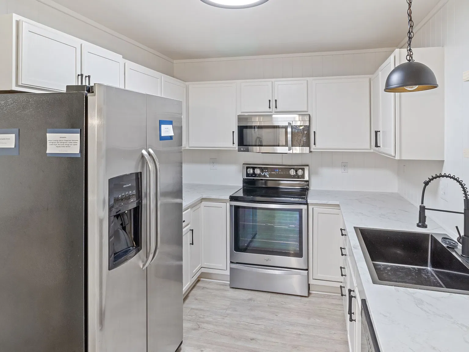 2621 Rigden Pkwy — Photo 3