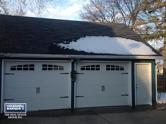 Detached 2.5 garage with Loft