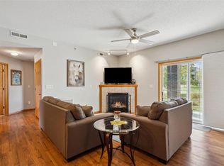 90 Circle Dr APT 3, North Liberty, IA 52317