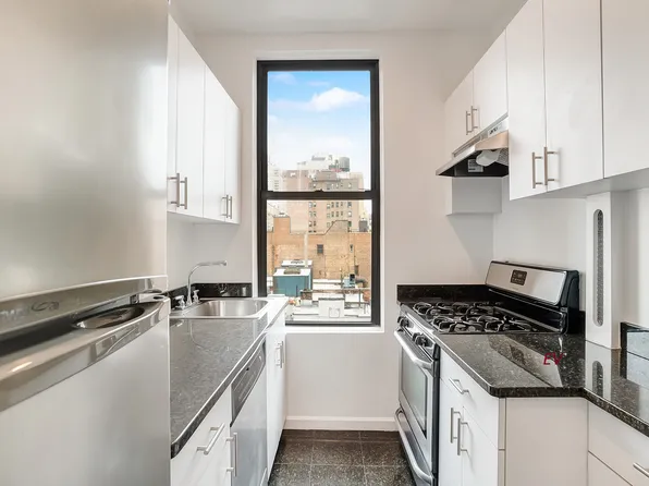 166 West 72nd Street image 2 of 4