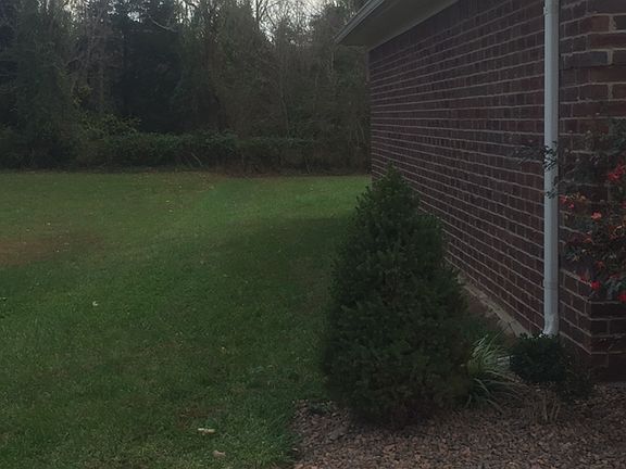 5th image of 2741 Crescent Hill Dr NE