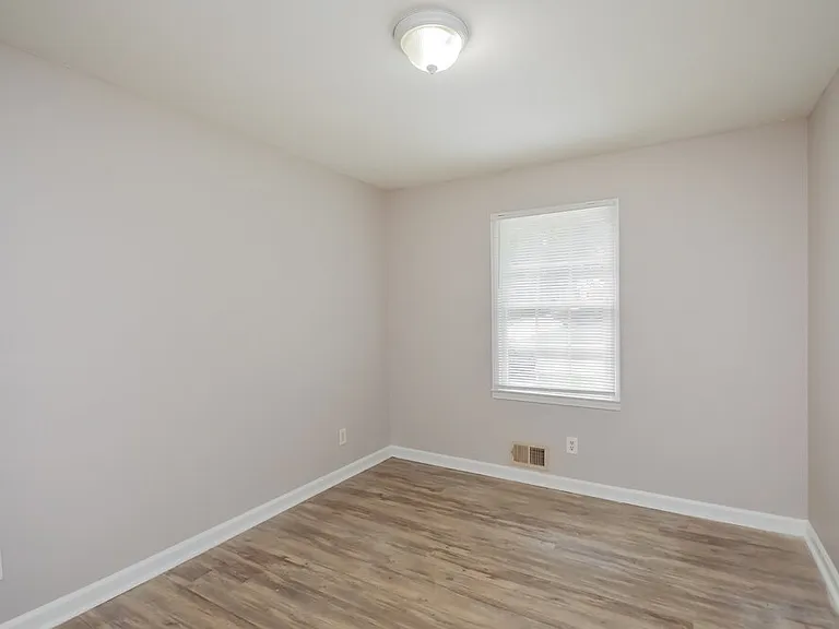 1589 Cherry Hill Ln SW — Photo 15