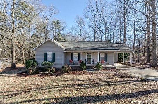 2nd image of 603 Woodland Dr