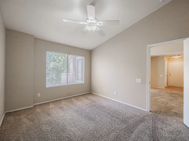 2035 S Elm St #223 — Photo 10