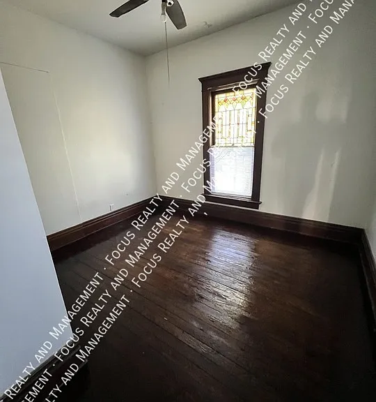815 N Columbus St — Photo 4