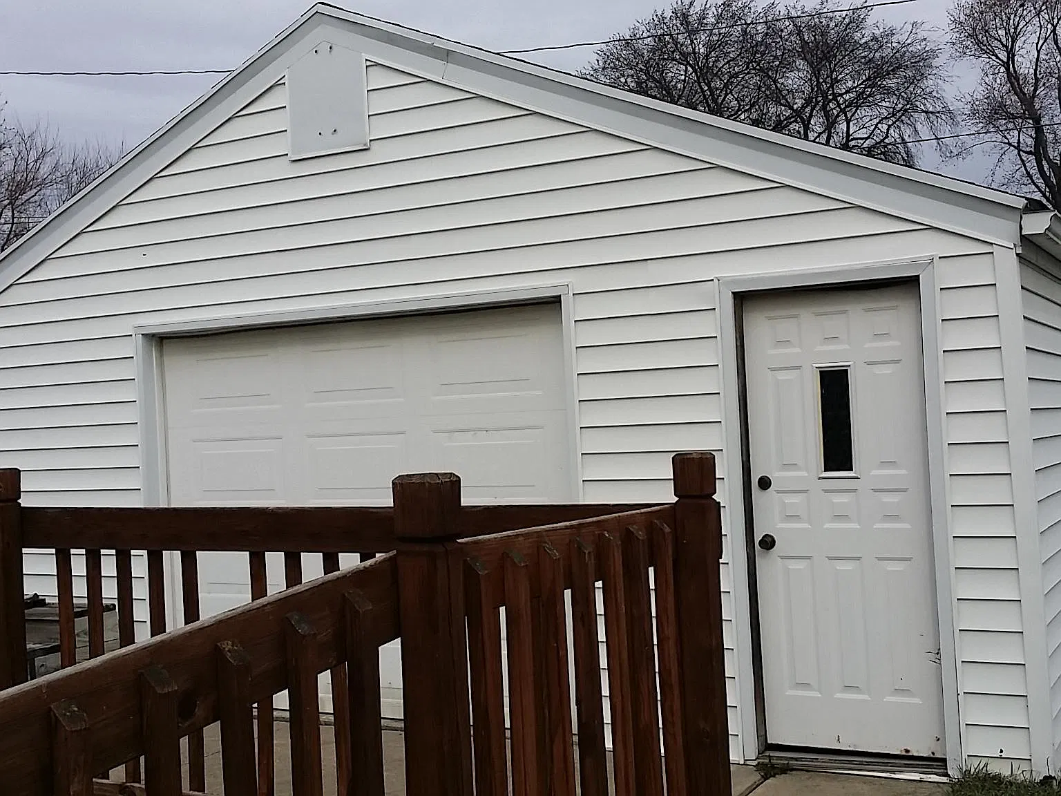 3 bed, 1234 sqft, $1,225 — Photo 4