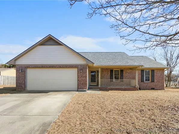 107 Stonewall St, Raeford, NC 28376