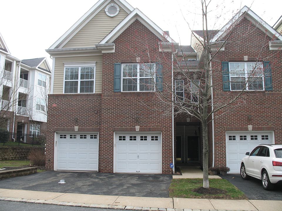 1st image of 101 Taft Ln
