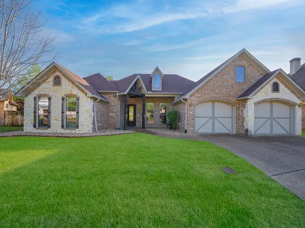 3806 Summerset Ct, Longview, TX 75605