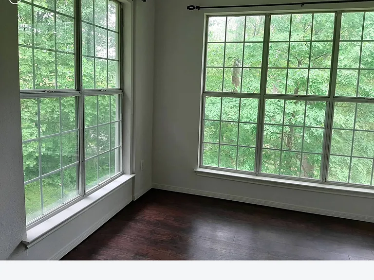 608 Squire Ln #H — Photo 6