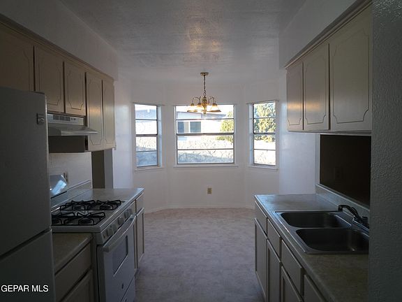 3rd image of 5779 Dalhart Dr