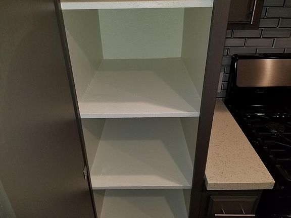 5th image of 6615 Woodman Ave #210