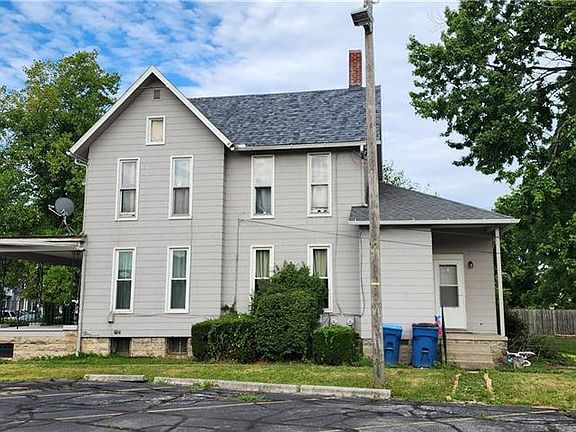2nd image of 806 Napoleon St #806