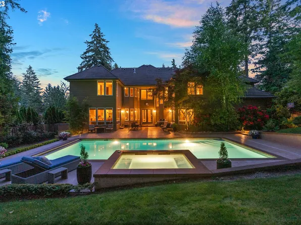 1501 Country Club Rd, Lake Oswego, OR 97034