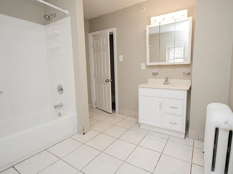 4139 Woodland Ave — Photo 17
