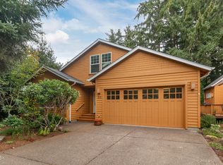 215 Nesting Glade, Depoe Bay, OR 97341
