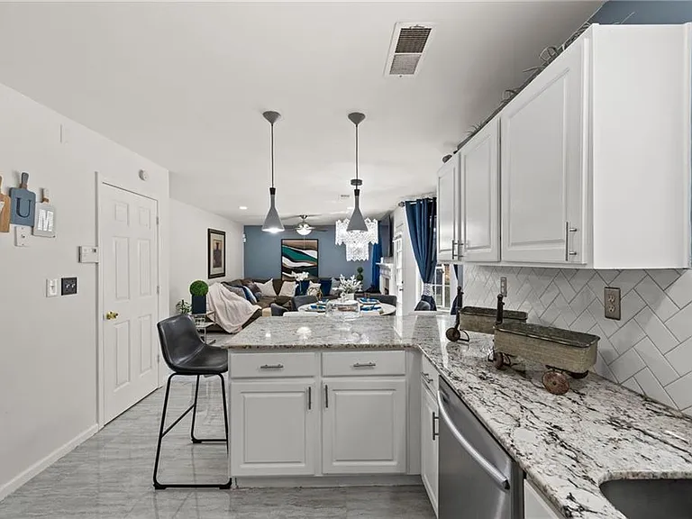 4155 Soaring Dr — Photo 9