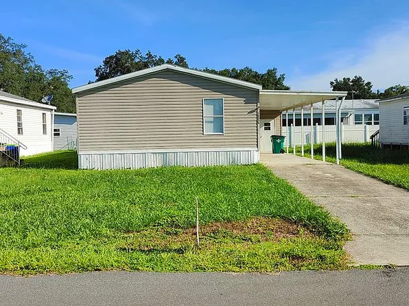 38029 Leondias Dr, Zephyrhills, FL 33542