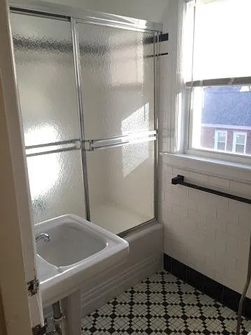 150 Norwood Ave #3B — Photo 10