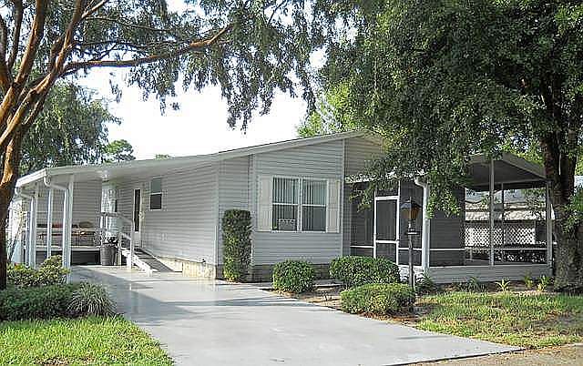 1st image of 1037 Robin Dr