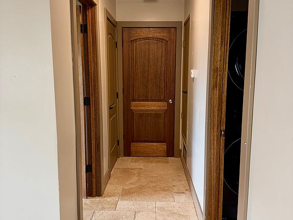 5th image of 800 W Main St #1