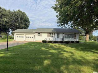 1802 Willer Dr N, Quincy, IL 62305