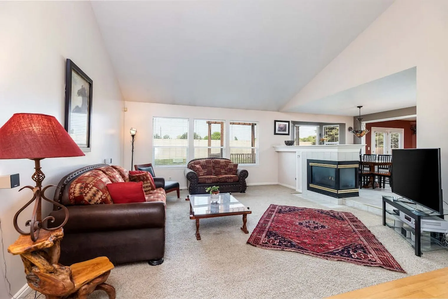 5 bed, 3.0 bath, 2712 sqft, $6,393 — Photo 3