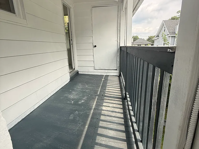 107 Bridgeport Ave #2 — Photo 23