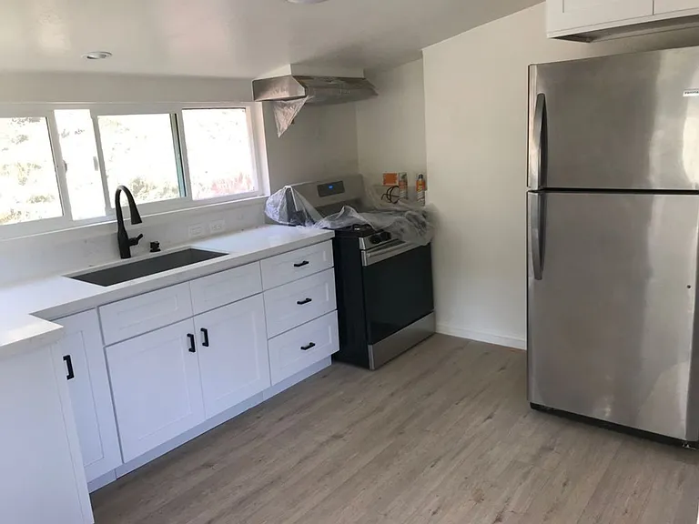 1190 Oak Grove Dr — Photo 5