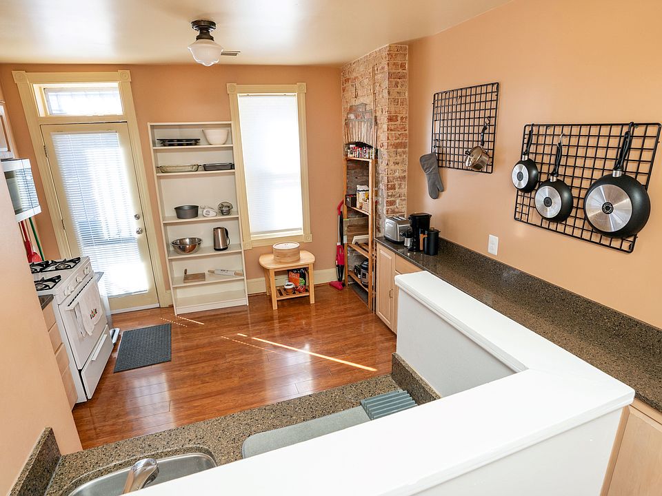 A fully equipped Kitchen