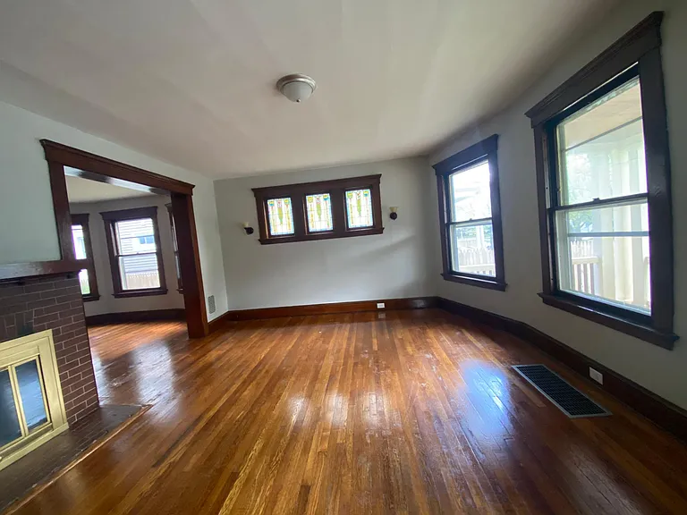 85 Hubinger St #2 — Photo 2