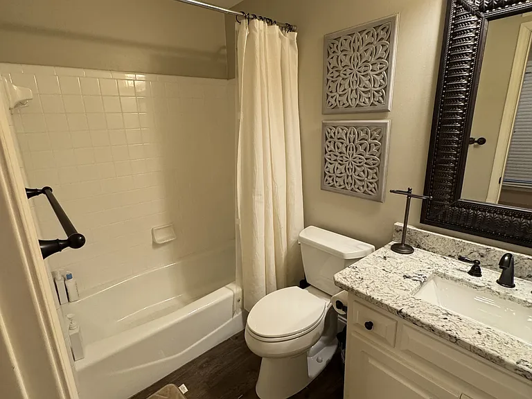 365 Fairleaf Ct — Photo 18
