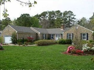 1133 Blackburn Ln, Virginia Beach, VA 23454