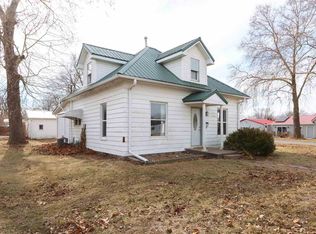 1103 E 3rd St, Washington, IA 52353