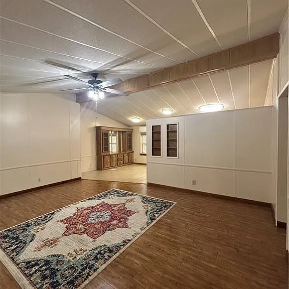 1205 Maple Ave — Photo 6