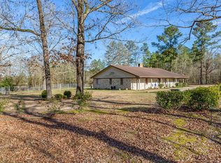 206 Lynn Denman Rd, Huntington, TX 75949