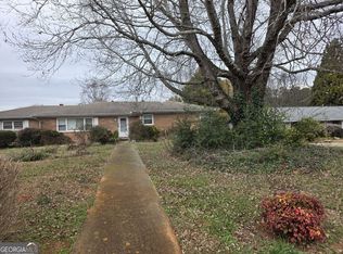 602 Hurt Rd SW, Smyrna, GA 30082