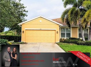 3924 Bridlecrest Ln, Bradenton, FL 34209