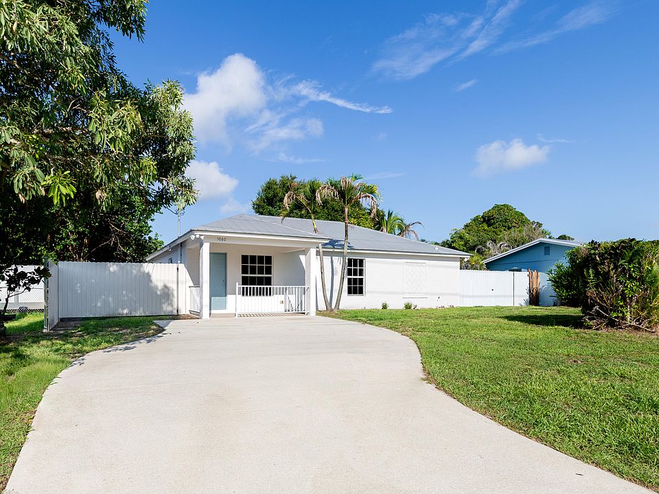 1st image of 5060 SE EBBTIDE Avenue