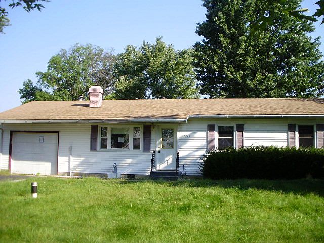 1st image of 2245 E County Road 200 N