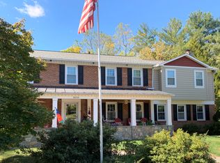 4656 Country Vale Ct, Annandale, VA 22003