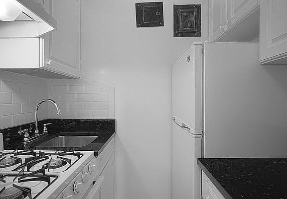3rd image of 253 W 72nd St APT 805