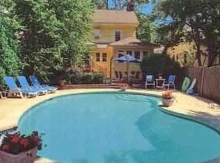 112 Oakland Rd, Maplewood, NJ 07040